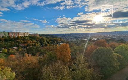 Komplet prerobený 85m2 4 izbový byt Košice Dargovských Hrdinov