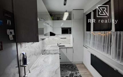 Komplet prerobený 85m2 4 izbový byt Košice Dargovských Hrdinov