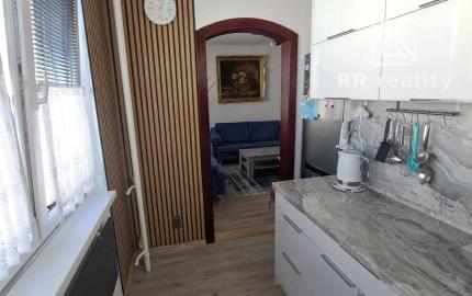 Komplet prerobený 85m2 4 izbový byt Košice Dargovských Hrdinov