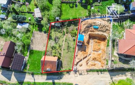 BAŠKA - pozemok so stavebným povolením, len 6 minút od KVP