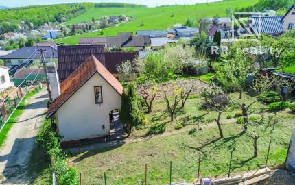 BAŠKA - pozemok so stavebným povolením, len 6 minút od KVP