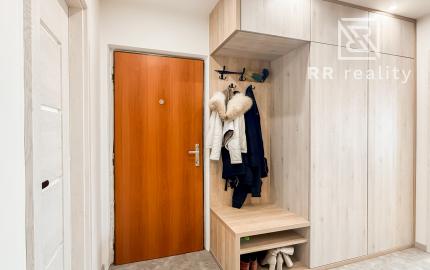 Na predaj luxusný 3-izbový byt s klimatizáciou na Juhu