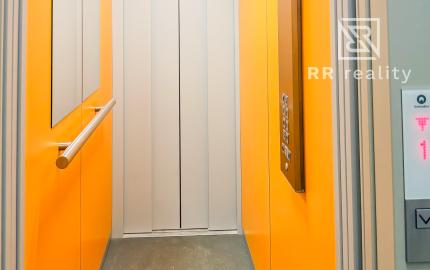 Na predaj 2-izbový byt na Severe s výborným potenciálom