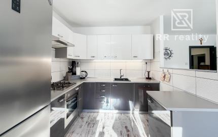 3 izbový Pražák 71m2 + loggia,  Nad Jazerom - Poludníková