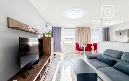 3 izbový Pražák 71m2 + loggia,  Nad Jazerom - Poludníková