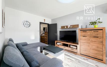 3 izbový Pražák 71m2 + loggia,  Nad Jazerom - Poludníková