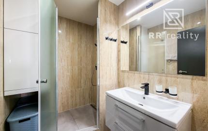 3 izbový Pražák 71m2 + loggia,  Nad Jazerom - Poludníková