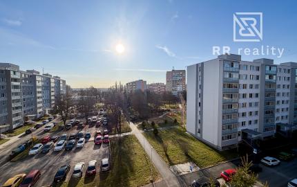 3 izbový Pražák 71m2 + loggia,  Nad Jazerom - Poludníková