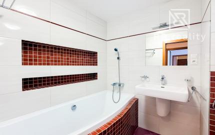 Na predaj veľký 3-izbový byt po kompletnej rekonštrukcii