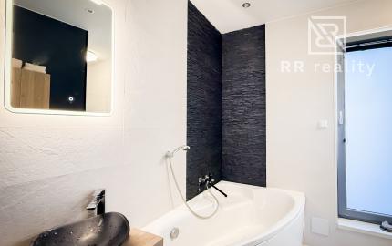 Ponúkame prémiový dom s bazénom v Košiciach