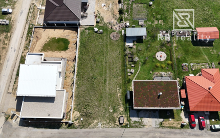 NA PREDAJ- pozemok v obci Šemša, 805m2