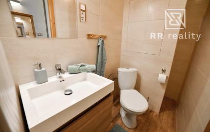 Na prenájom priestranný 1-izb.byt s loggiou po rekonštrukcii