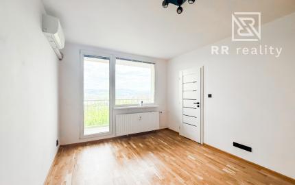 Na predaj 2-izb. byt po novej rekonštrukcii, pražský typ