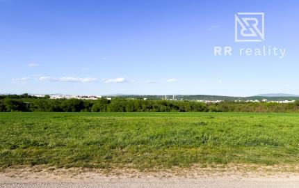 Na predaj stavebný pozemok so všetkými IS v Barci, Košice