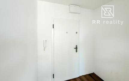 Na predaj 1-izbový byt po rekonštrukcii pri Auparku