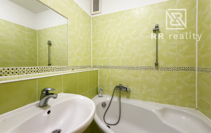 Na predaj veľký 3-izbový byt s balkónom,širšie centrum Košíc