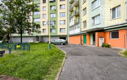 Na predaj veľký 3-izbový byt s balkónom,širšie centrum Košíc