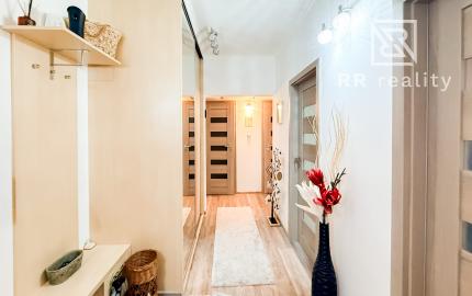 Na predaj priestranný štvorizbový byt na Ťahanovciach, 80m2