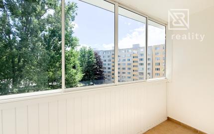 Na predaj veľký moderný 2-izbový byt po novej rekonštrukcii