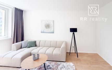 Na predaj veľký moderný 2-izbový byt po novej rekonštrukcii