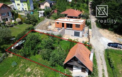 BAŠKA - pozemok so stavebným povolením, len 6 minút od KVP