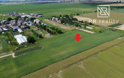 Cestice - pozemok 831m2 zahrnutý územnom pláne