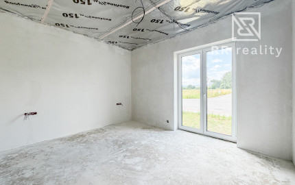 Moderná Novostavba, lokalita 20 min od Košíc, pozemok 671m2