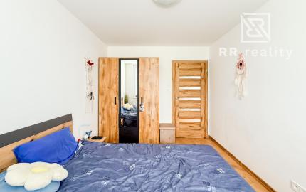 Na predaj 3 izbový byt s loggiou pri OC Galéria, pražský typ
