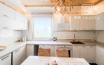 Na predaj 3-izbový byt na Ťahanovciach, nová rekonštrukcia
