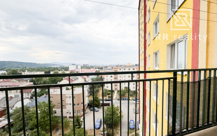 Na predaj 3 izbový byt 74m2, Južná Trieda - širšie centrum