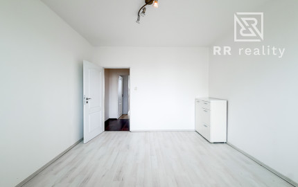 Na predaj 3 izbový byt 74m2, Južná Trieda - širšie centrum