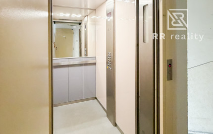 Na predaj 3 izbový byt 74m2, Južná Trieda - širšie centrum