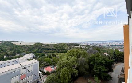 Na predaj 3 izbový pražský byt 71m2, Furča - Dvorkinova ul.