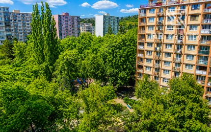 Dvojizbový tehlový byt v širšom centre KE, po rekonštrukcii