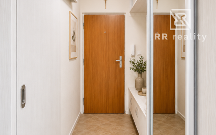 Na predaj 3-izb. byt v širšom centre KE, 2x loggia a šatník