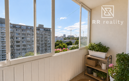 Na predaj 3-izb. byt v širšom centre KE, 2x loggia a šatník