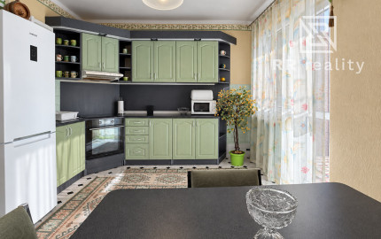 6-izbový RD  220m2 - ČAŇA Zimná ul. na pozemku 891m2