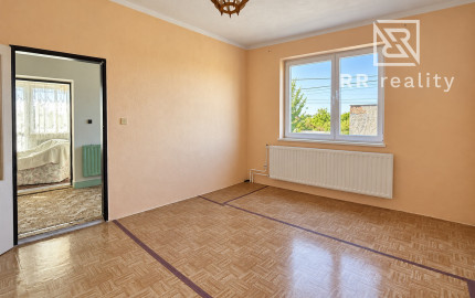 6-izbový RD  220m2 - ČAŇA Zimná ul. na pozemku 891m2