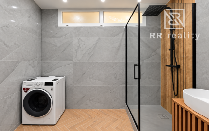 Na predaj 2-izb. byt po novej rekonštrukcii na Jazere, 50 m2