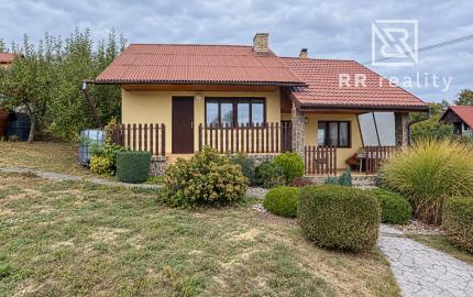 Chata v Baške len 6km od KE, pozemok s IS aj na výstavbu RD