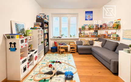 Predaj: tehlový staromestský 5-izb. byt širšom centre, 130m2