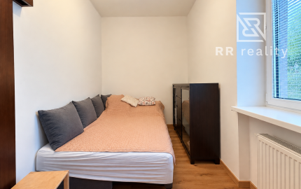 Predaj: tehlový staromestský 5-izb. byt širšom centre, 130m2