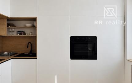 2 izbový byt v širšom centre po kompletnej rekonštrukcii