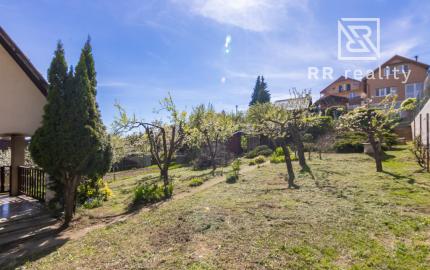 Chata v Baške len 6km od KE, pozemok s IS aj na výstavbu RD