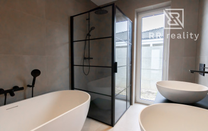 PREDANÉ - Luxusne zariadená novostavba RD NOVÉ MOKRANCE, Pozemok 608m2