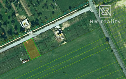 Stavebný pozemok 640m2 , Bačkovík - nová lokalita