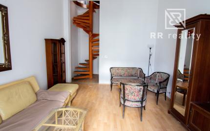 PREDANÉ - 4-izbový mezonet s terasou 128m2, centrum (Mäsiarska ul.)