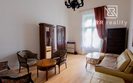 PREDANÉ - 4-izbový mezonet s terasou 128m2, centrum (Mäsiarska ul.)