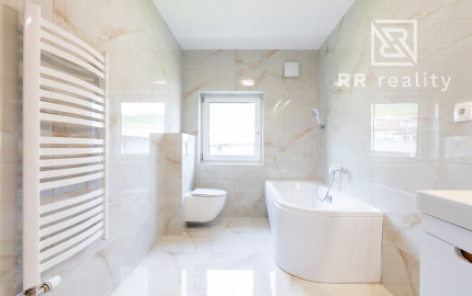 PREDANÉ - NOVOSTAVBA na kľúč - nadštandard, Fintice