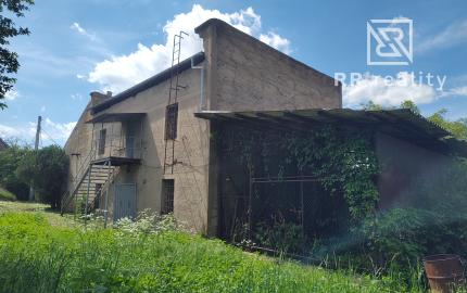 PREDANÉ - Nižná Myšľa pozemok 2664m2, budovy s úžitkovou výmerou 600m2